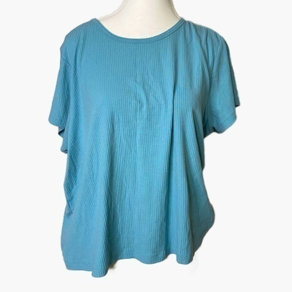 Old Navy Light Blue Short Sleeve Ribbed Shirt